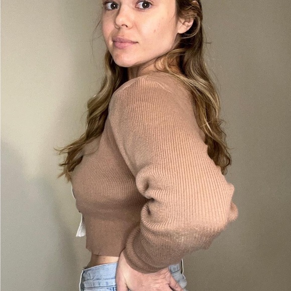 Color Block Cropped Cardigan - Picture 4 of 4